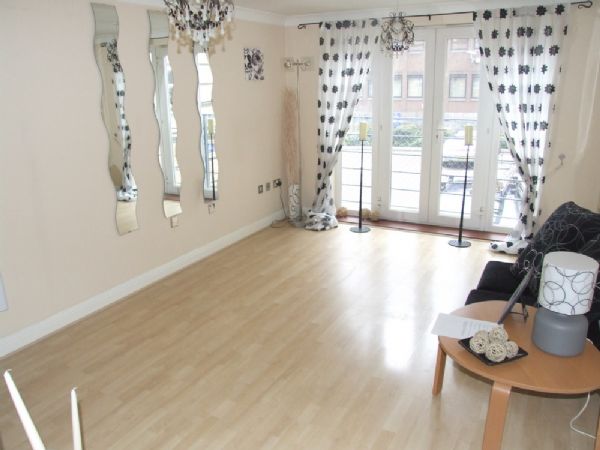 Michael Anthony Hemel Hempstead - Hemel Hempstead Town Centre - Lounge/Diner